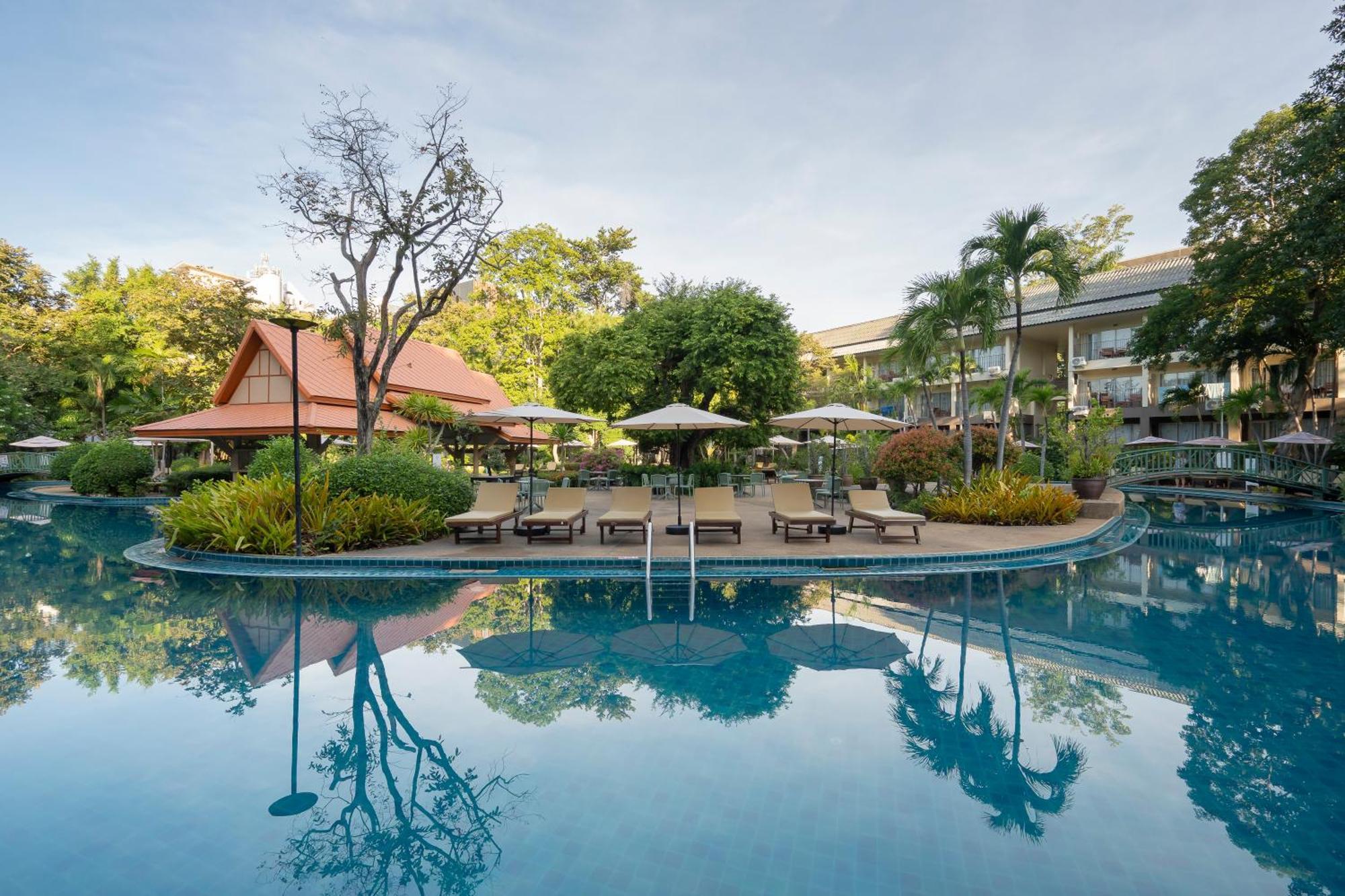 The Green Park Resort Pattaya Exterior photo