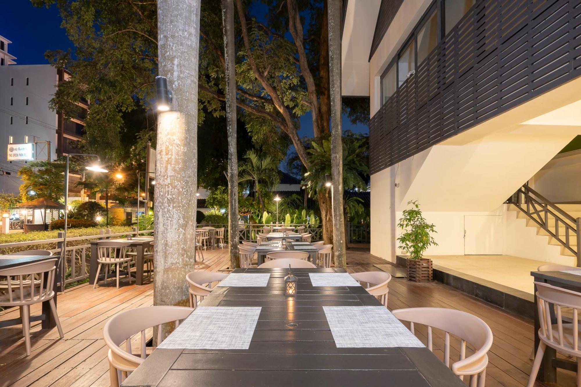 The Green Park Resort Pattaya Exterior photo