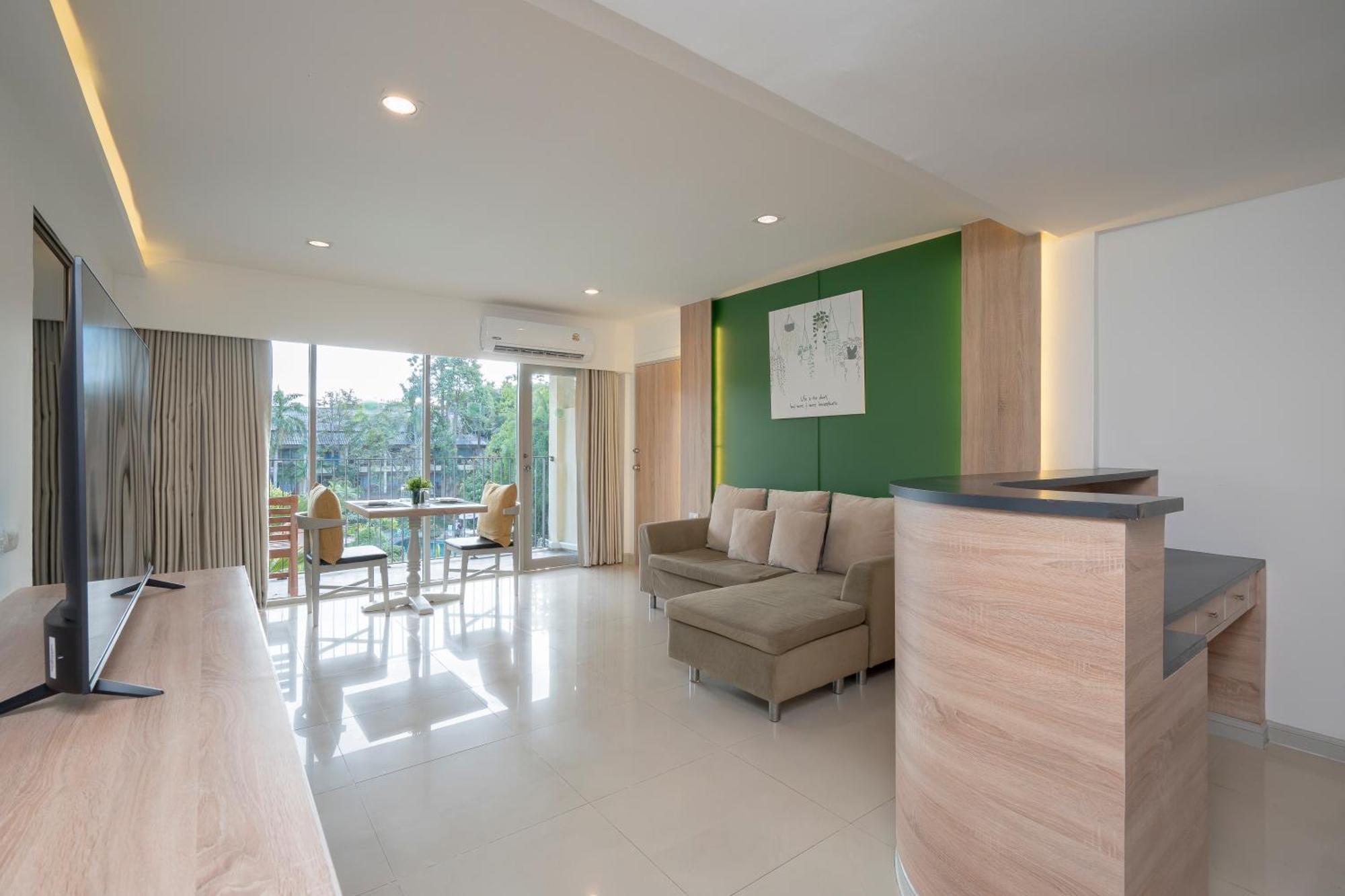 The Green Park Resort Pattaya Exterior photo